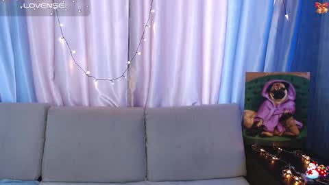 I am Lora and i am glad to see you in my room online show from February 14, 2025, 3:43 am
