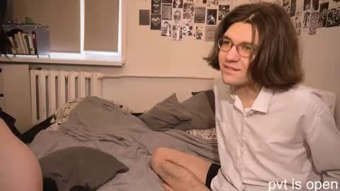 Zoe online show from March 19, 2026, 8:29 am