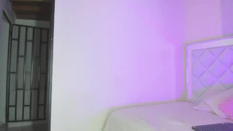 Snapshot of passionfruitx2 chatting on April 10, 2026, 12:05 am passionfruitx2 online show from April 10, 2026, 12:05 am