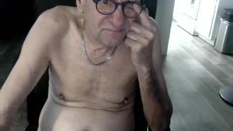 Snapshot of pastelito76 chatting on July 14, 2026, 2:05 am Bob online show from July 14, 2026, 2:05 am