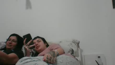 patriciababyross online show from September 14, 2025, 9:25 pm