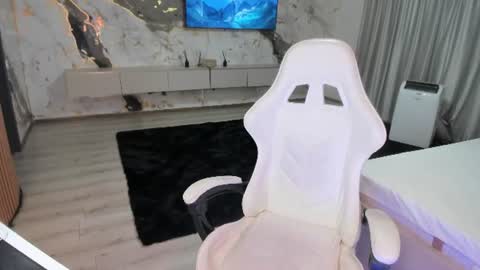 Patricia online show from July 9, 2026, 1:53 am