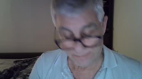 Snapshot of patrick5275 chatting on December 20, 2024, 10:22 pm patrick5275 online show from December 20, 2024, 10:22 pm