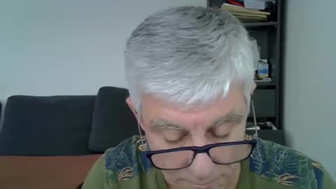Snapshot of patrick5275 chatting on January 4, 2025, 10:27 am patrick5275 online show from January 4, 2025, 10:27 am