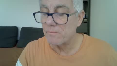 Snapshot of patrick5275 chatting on January 21, 2025, 9:24 am patrick5275 online show from January 21, 2025, 9:24 am