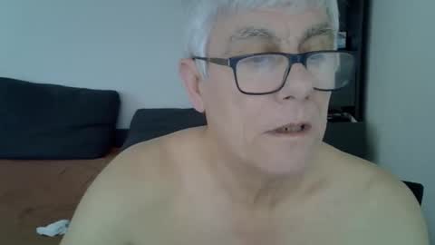 Snapshot of patrick5275 chatting on February 2, 2025, 9:08 am patrick5275 online show from February 2, 2025, 9:08 am