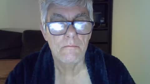 Snapshot of patrick5275 chatting on February 18, 2025, 5:53 am patrick5275 online show from February 18, 2025, 5:53 am