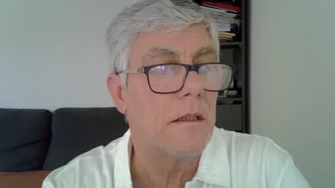 Snapshot of patrick5275 chatting on February 18, 2025, 12:49 pm patrick5275 online show from February 18, 2025, 12:49 pm