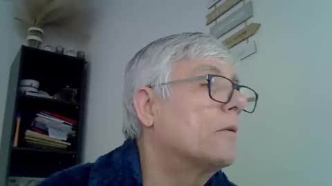 Snapshot of patrick5275 chatting on March 1, 2025, 7:08 am patrick5275 online show from March 1, 2025, 7:08 am