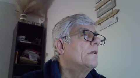 Snapshot of patrick5275 chatting on March 2, 2025, 6:37 am patrick5275 online show from March 2, 2025, 6:37 am