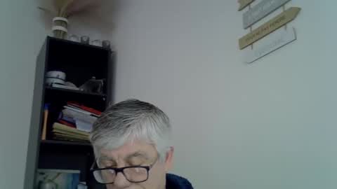 Snapshot of patrick5275 chatting on March 4, 2025, 6:37 am patrick5275 online show from March 4, 2025, 6:37 am