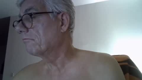Snapshot of patrick5275 chatting on September 11, 2025, 8:09 pm patrick5275 online show from September 11, 2025, 8:09 pm