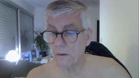 patrick5275 online show from May 10, 2026, 5:01 am