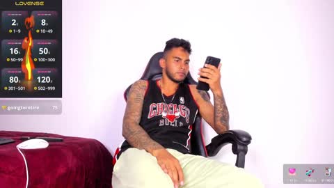 Snapshot of patrick_hot69 chatting on March 3, 2025, 4:36 am patrick_hot69 online show from March 3, 2025, 4:36 am