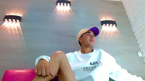 PatrickXX 1 online show from September 24, 2025, 4:49 am