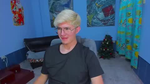 .... online show from December 19, 2025, 9:44 pm