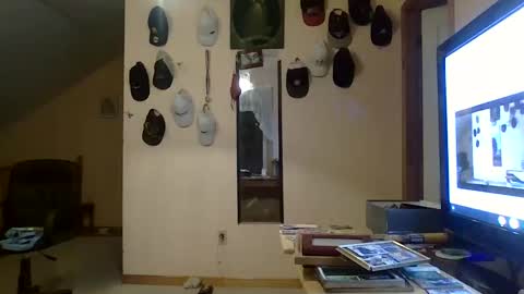 pattyboy1979 online show from October 25, 2025, 11:32 pm