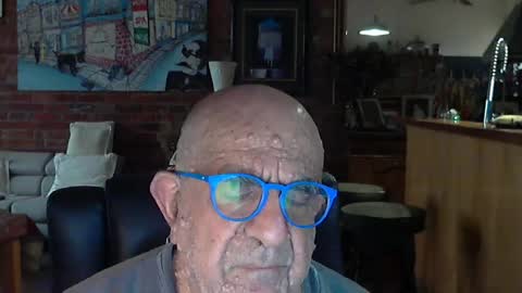 Snapshot of patvac chatting on July 2, 2026, 12:43 am patvac online show from July 2, 2026, 12:43 am