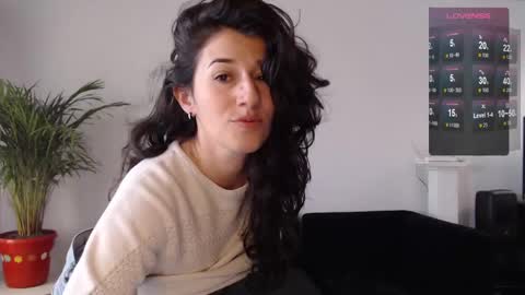paula online show from February 1, 2025, 1:09 pm