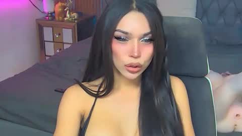 Paula online show from March 5, 2025, 10:33 am