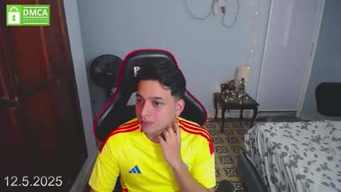 paul_crewe online show from December 5, 2025, 6:59 pm