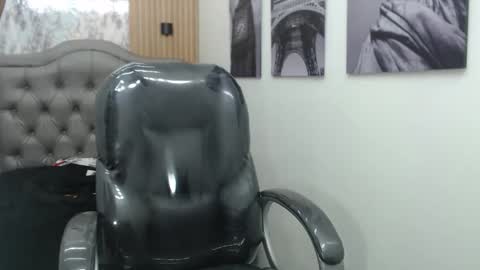 PAUL online show from November 1, 2025, 1:02 pm