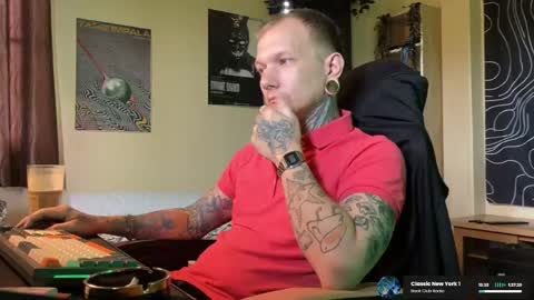 Snapshot of paul_razor chatting on April 29, 2026, 6:39 am Paul online show from April 29, 2026, 6:39 am