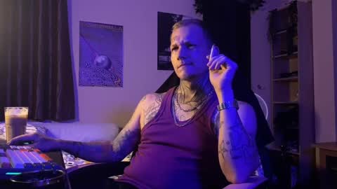 Snapshot of paul_razor chatting on May 10, 2026, 5:18 pm Paul online show from May 10, 2026, 5:18 pm