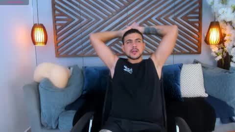 Paul Rivera online show from October 13, 2025, 8:09 pm