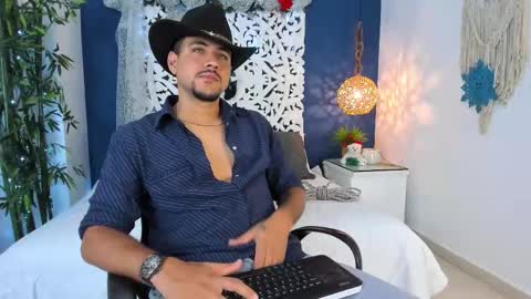 Paul Rivera online show from December 19, 2025, 9:11 pm