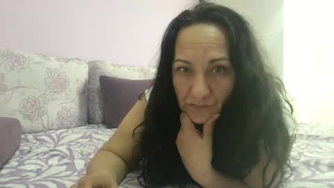 paula1442 online show from March 9, 2025, 2:32 pm
