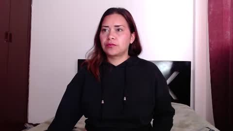PAULA online show from July 22, 2026, 4:32 pm