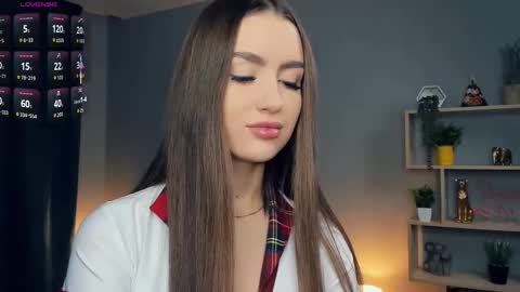 Snapshot of paulettelafevre chatting on October 23, 2025, 7:12 pm Eva online show from October 23, 2025, 7:12 pm