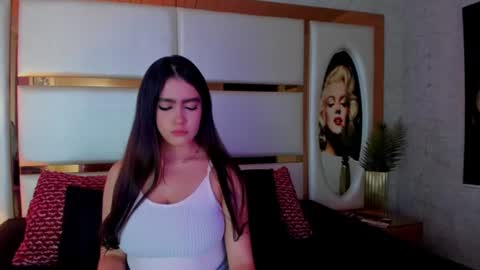 Snapshot of pauli_ferrer2 chatting on July 17, 2026, 2:13 pm --- Pauli --- online show from July 17, 2026, 2:13 pm