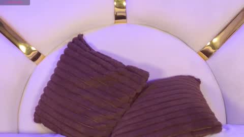 Snapshot of paulina_cano chatting on October 22, 2025, 8:52 pm Paulina online show from October 22, 2025, 8:52 pm