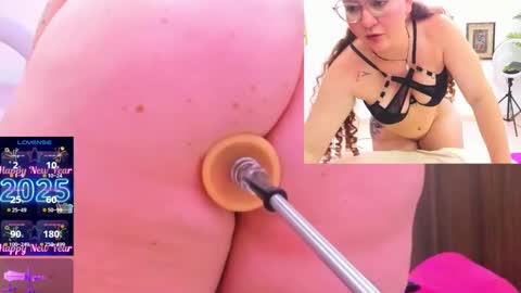 Snapshot of paulina_davis_ chatting on January 9, 2025, 4:19 am Paulina Davis  online show from January 9, 2025, 4:19 am