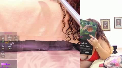 Snapshot of paulina_davis_ chatting on January 28, 2025, 3:25 am Paulina Davis  online show from January 28, 2025, 3:25 am