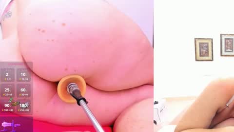 Snapshot of paulina_davis_ chatting on February 2, 2025, 4:05 am Paulina Davis  online show from February 2, 2025, 4:05 am