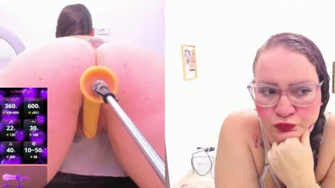 Snapshot of paulina_davis_ chatting on February 18, 2025, 3:21 am Paulina Davis  online show from February 18, 2025, 3:21 am