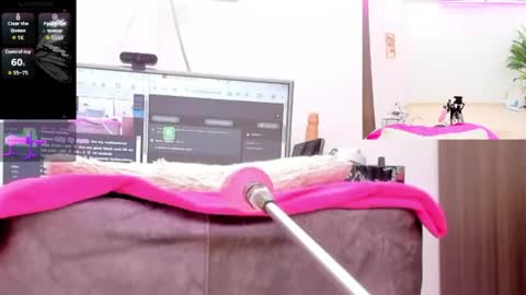 Paulina Davis  online show from April 28, 2026, 2:27 am