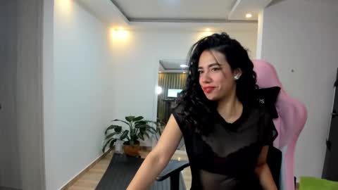 paulina online show from January 26, 2025, 4:30 am