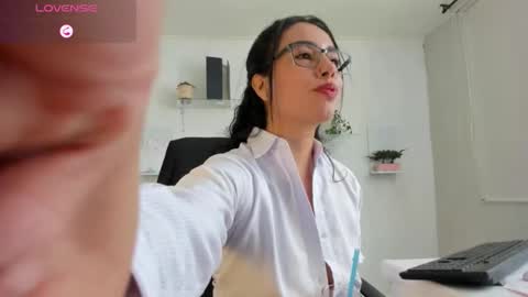 Snapshot of paulina_dossantos chatting on September 22, 2025, 5:59 pm paulina online show from September 22, 2025, 5:59 pm