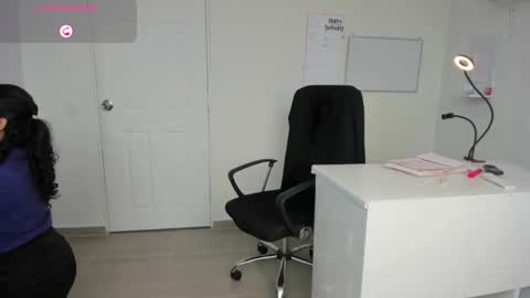 Snapshot of paulina_dossantos chatting on October 9, 2025, 7:34 pm paulina online show from October 9, 2025, 7:34 pm