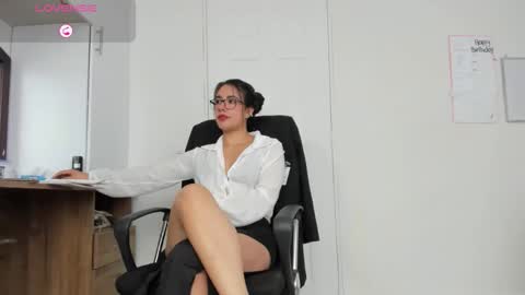 Snapshot of paulina_dossantos chatting on October 30, 2025, 6:41 pm paulina online show from October 30, 2025, 6:41 pm