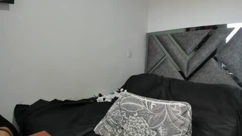 Paulina online show from July 6, 2026, 8:55 pm