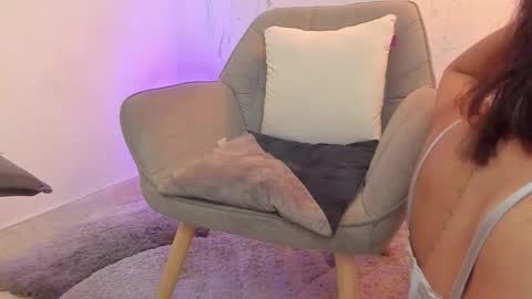 PAULINA  online show from September 20, 2025, 8:10 pm