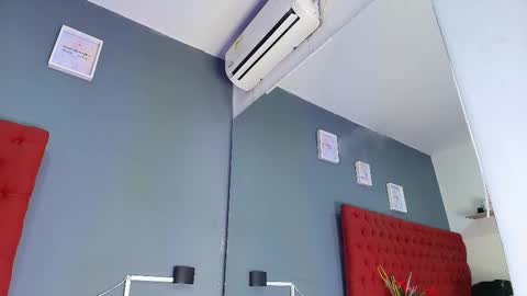 PAU  online show from October 5, 2025, 7:34 pm