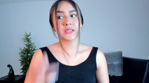 Paulina  online show from December 28, 2024, 12:56 pm