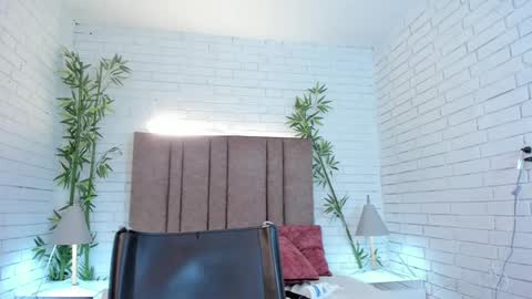 Paulina  online show from January 11, 2025, 2:36 pm