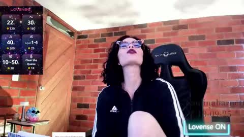 Snapshot of paulinabarnett_ chatting on September 18, 2025, 3:58 pm Paulina online show from September 18, 2025, 3:58 pm